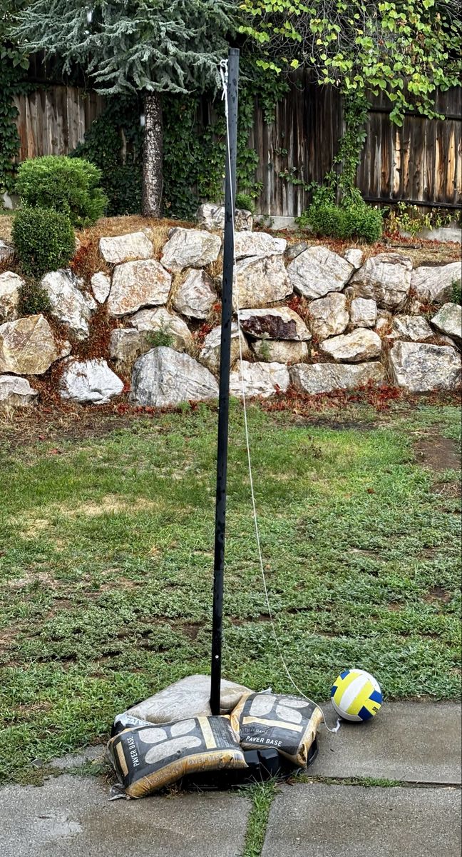 Tetherball pole and ball