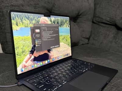 MacBook Air M2 2022