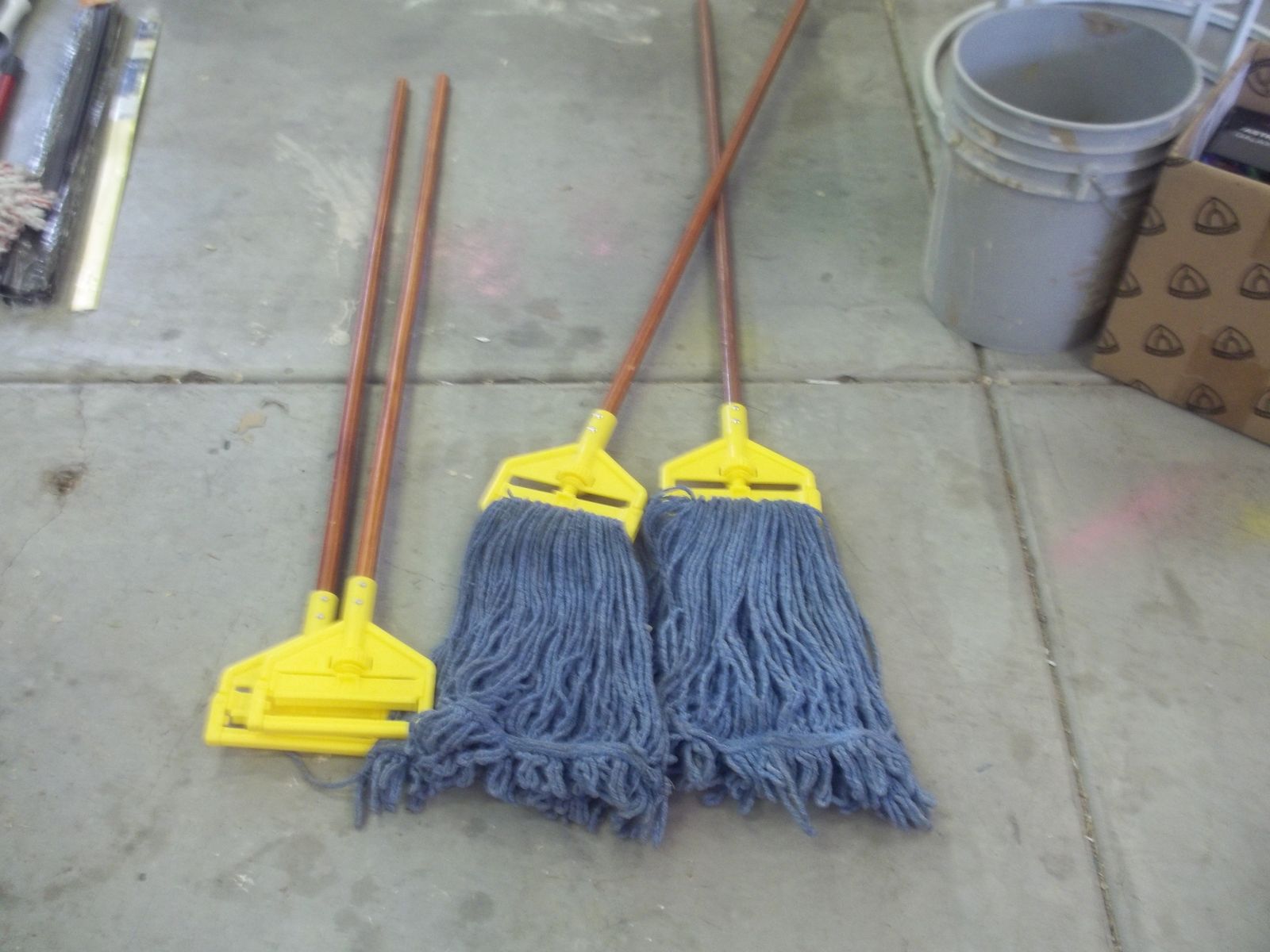 Mop Bucket and Mop Handles