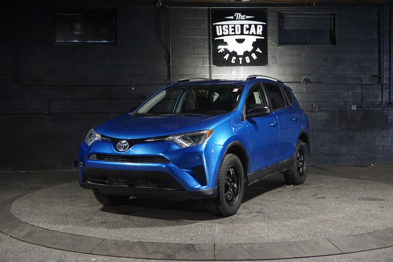 2016 TOYOTA RAV4 LE