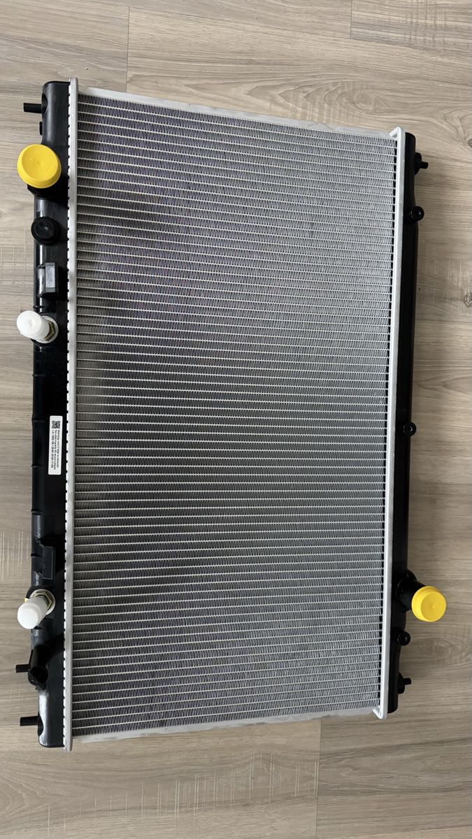 Main image 4