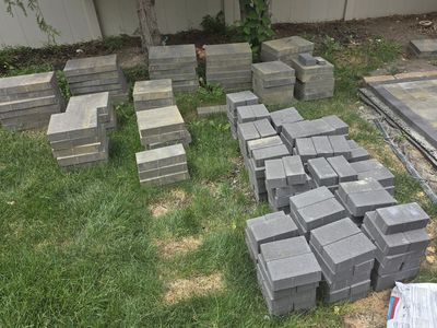 Belgard Dimensions Victorian and Holland Graphite Pavers