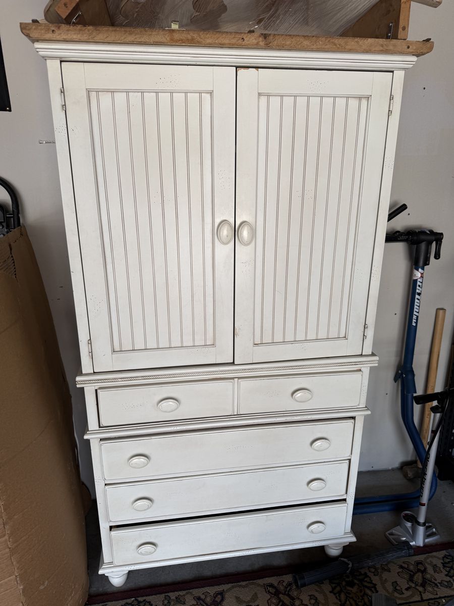 Bedroom dresser - Children's dresser