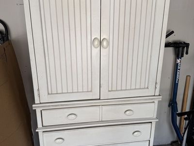 Bedroom dresser - Children's dresser