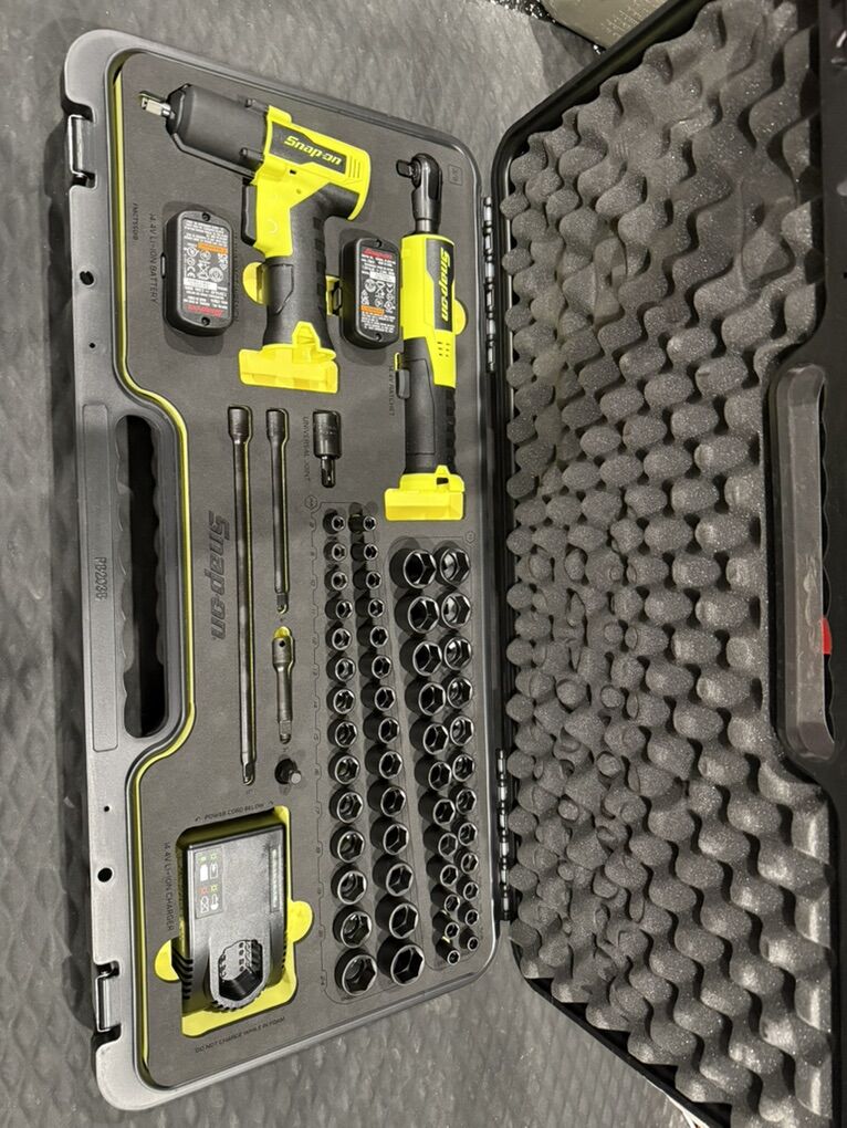 Snap On Impact And Socket Set