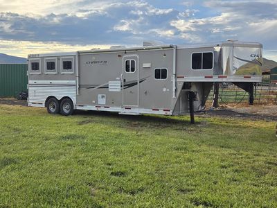 2012 Lakota 3 Horse Aluminum LQ