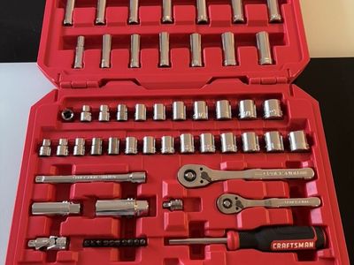 105pc Craftsmans Machanics Tool Set