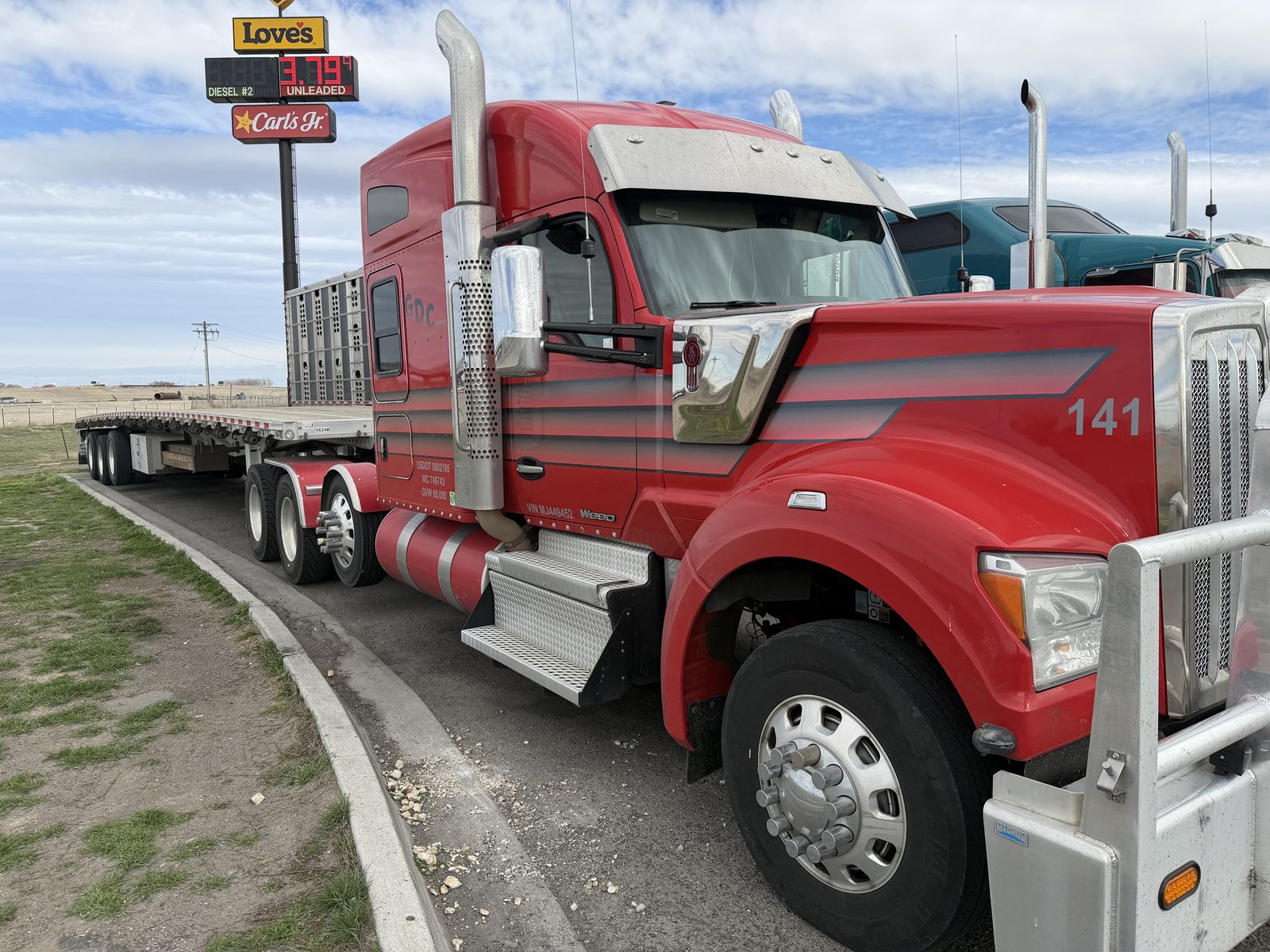 2021 Kenworth W990 