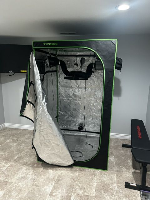 VIVOSUN S448 4x4 Grow Tent 48"x48"x80"