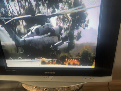 Samusung 27" flat screen HD TV with remote