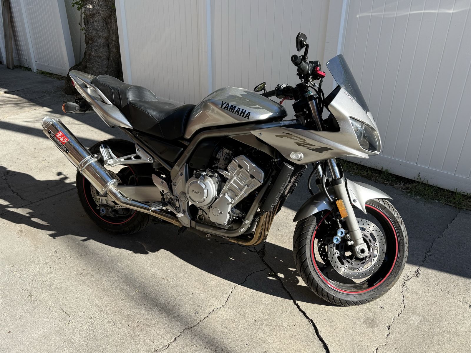2002 Yamaha FZ1