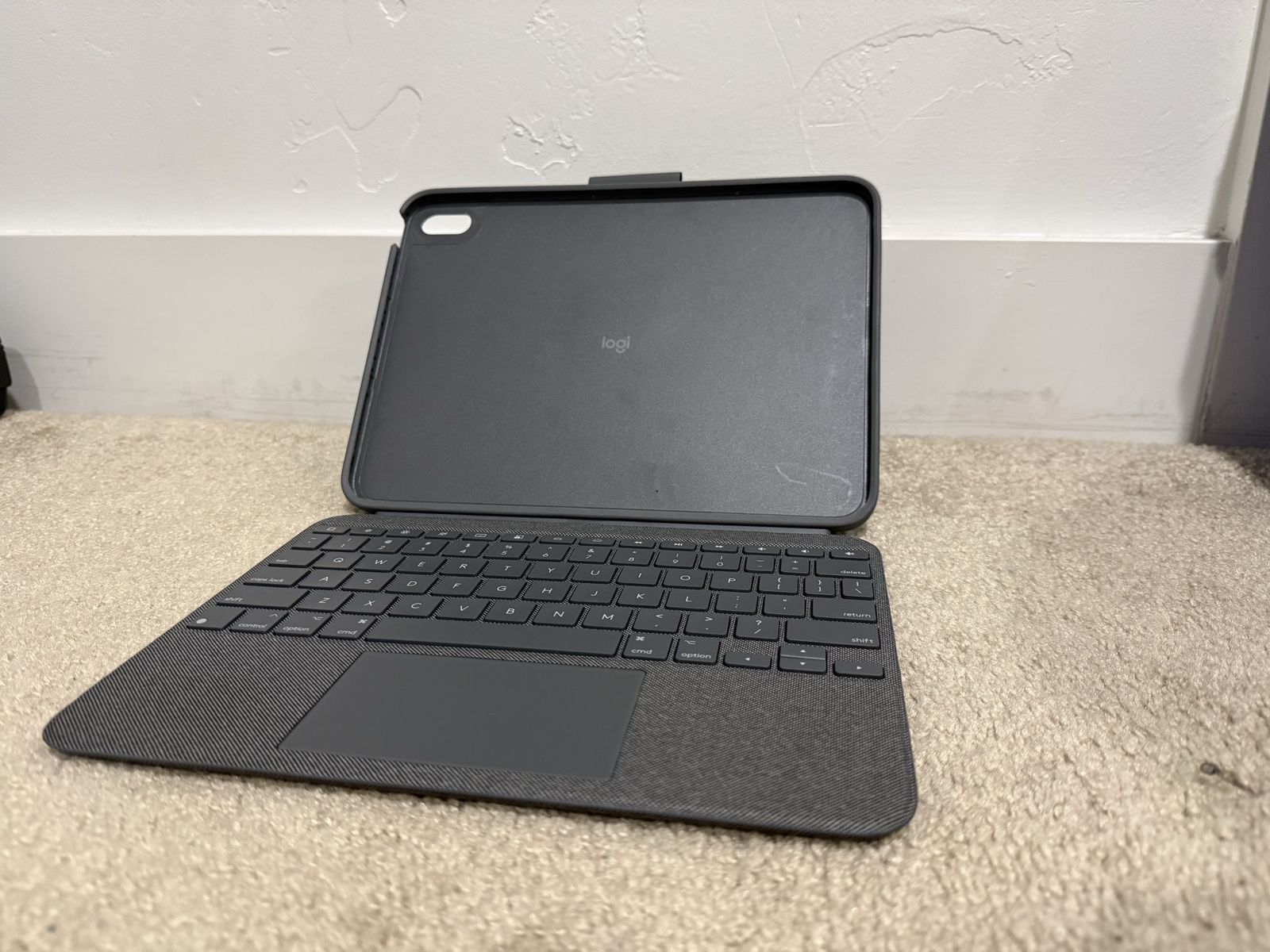 Logitech Combo Touch, Detachable iPad Keyboard Case (10th gen and A16) with Large Precision Trackpad, Full-Size Backlit Keyboard