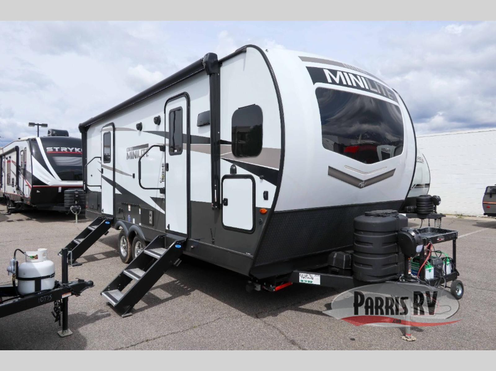 New 2025 Forest River RV Rockwood Mini Lite 2506FK