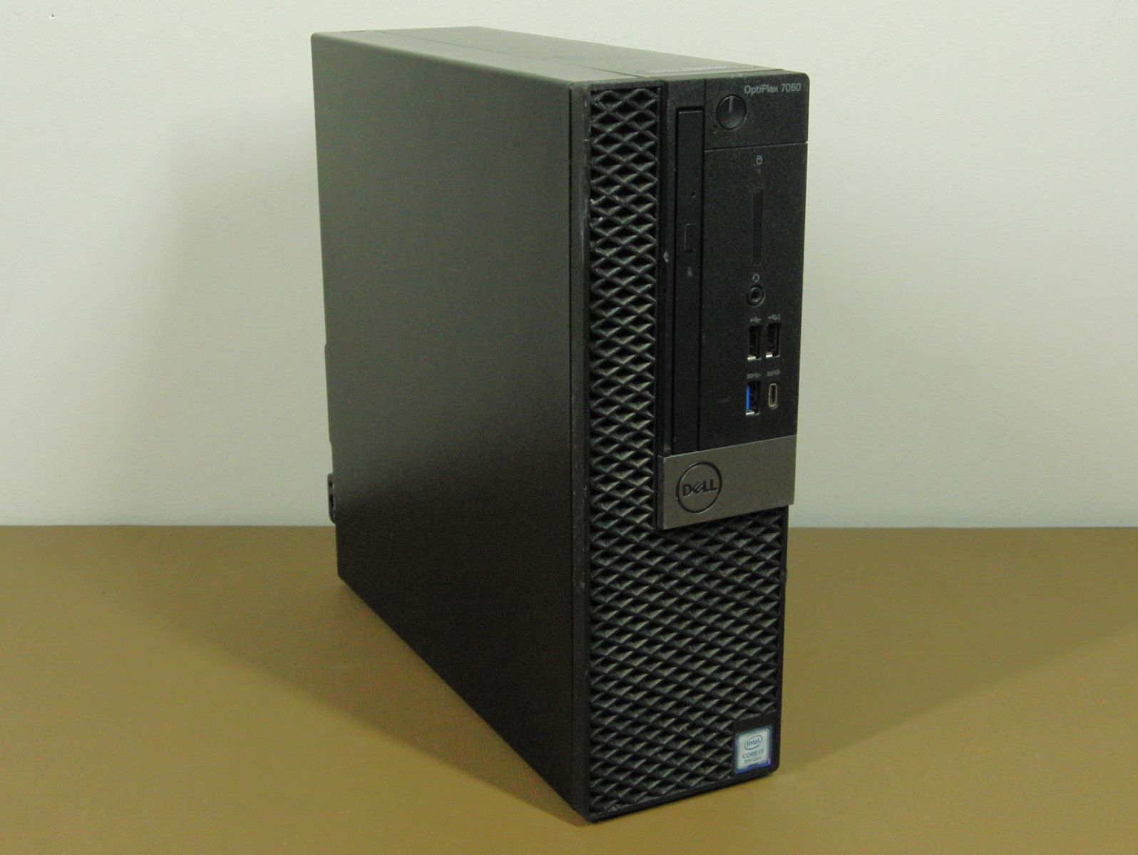Dell Optiplex 7060 i7 8700 256GB NVMe SSD / 1TB 16GB