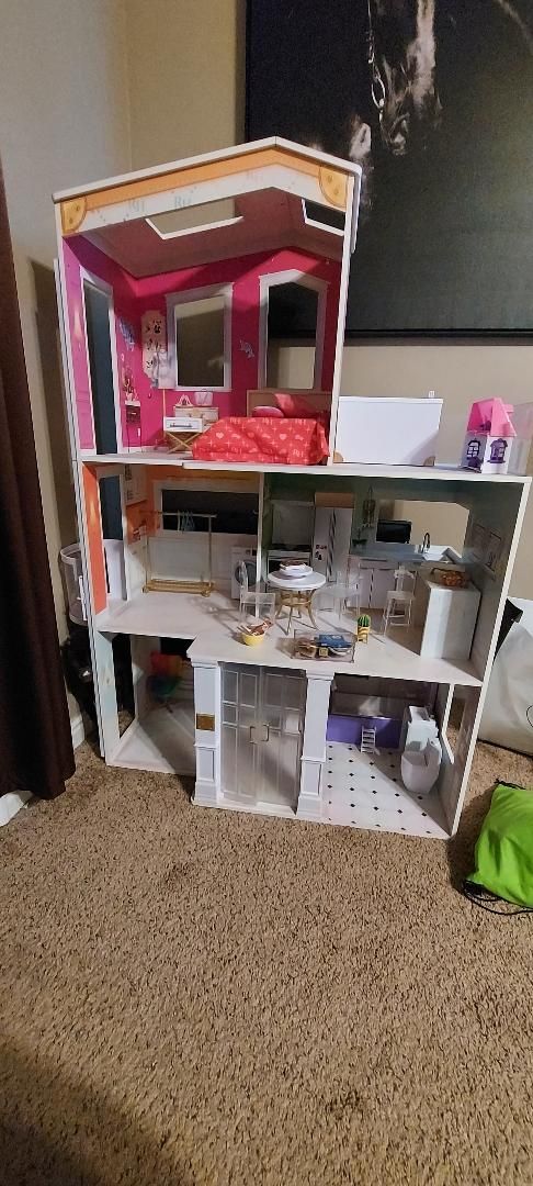 Rainbow High Doll House