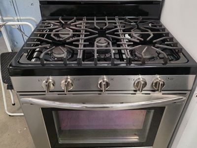 frigidaire gas range
