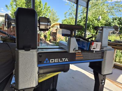 Delta wood lathe with stand