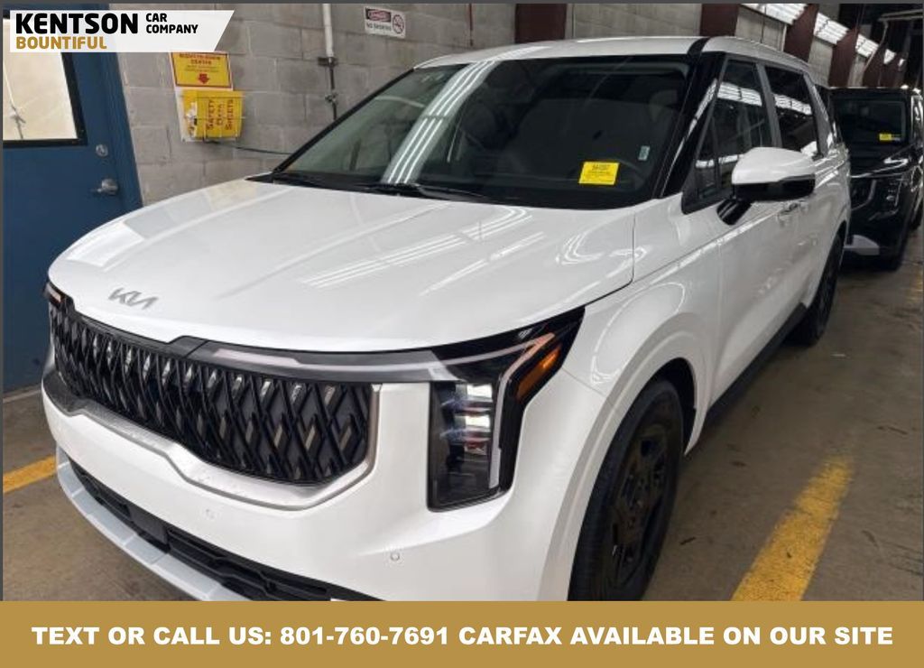 2025 Kia Carnival LXS