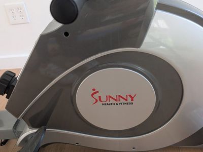 Sunny rowing machine