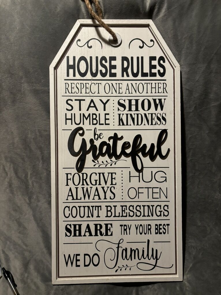 Decrotive Wood Wall Hanging