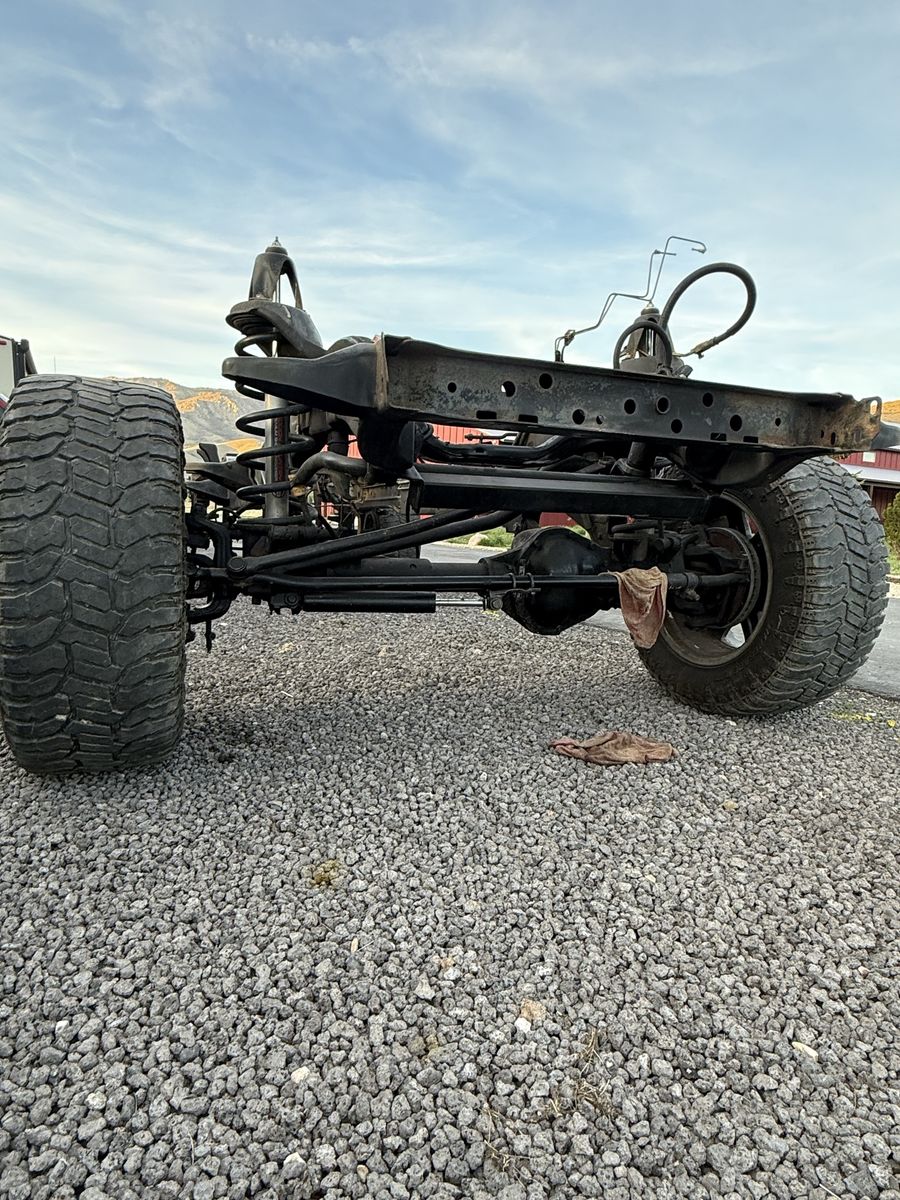 1998.5 Ram 2500 Diesel Axles