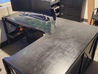Custom L-Shaped Desk with US Flag Design - Black, Heavy-Duty