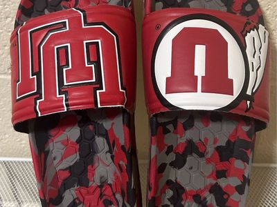 Unbranded Red & Gray Camo “UofU" Logo Slide Sandals - Size- 8 Women’s /6.5 Men’s Cash Only