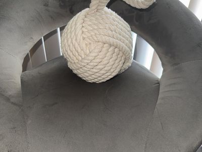Hanging Rope Ball