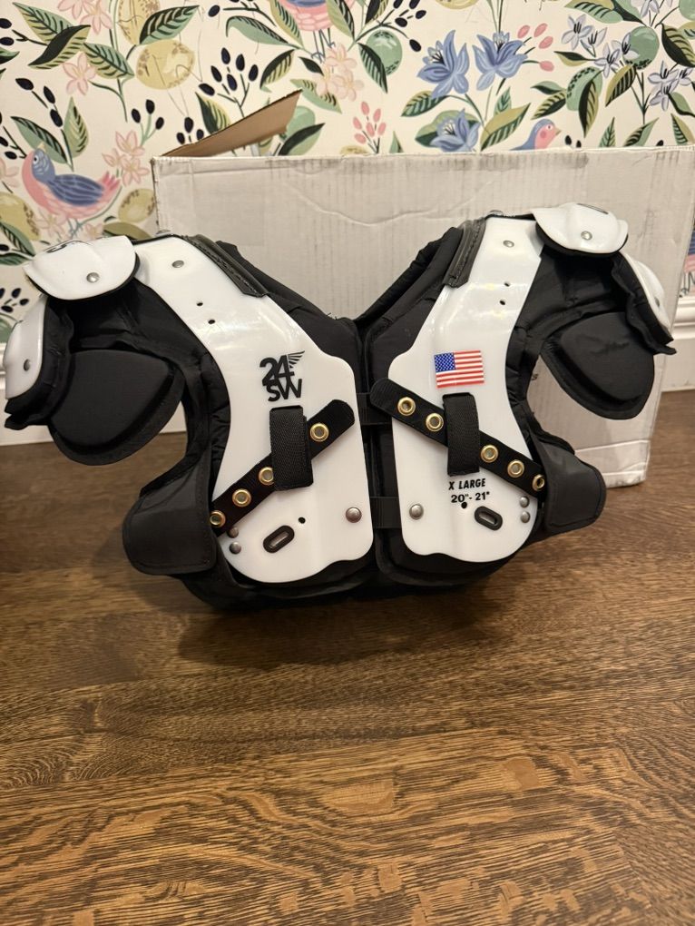 NEW Adult XL Douglas 24SW Football Shoulder Pads