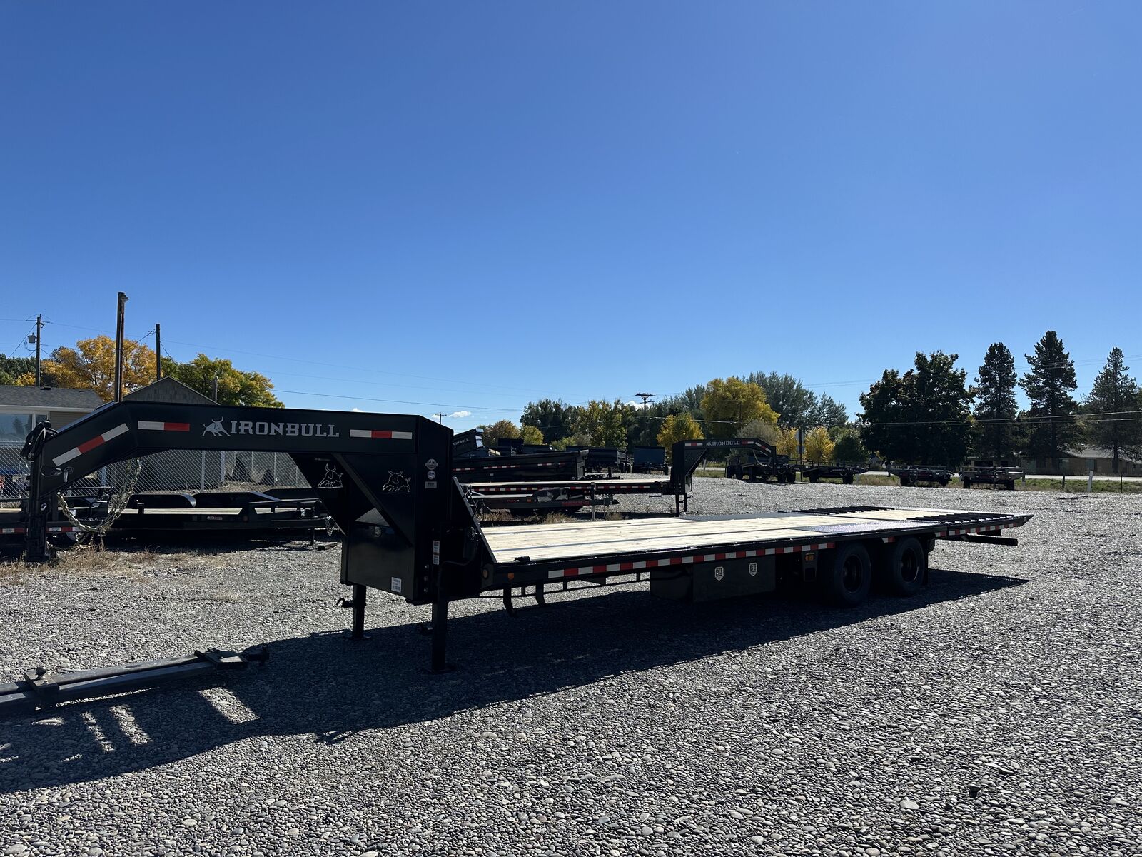 2025 Iron Bull FHG Hydraulic Dovetail 102"x32'