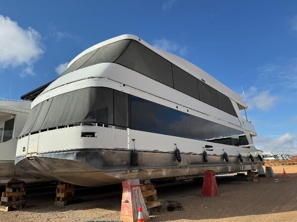 Antelope Point Marina Houseboat *Solace Trip #10* (August)