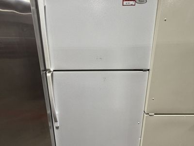 VERY RELIABLE! WHIRLPOOL TOP AND BOTTOM FRIDGE