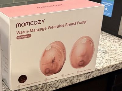 Momcozy W1 breast pumps