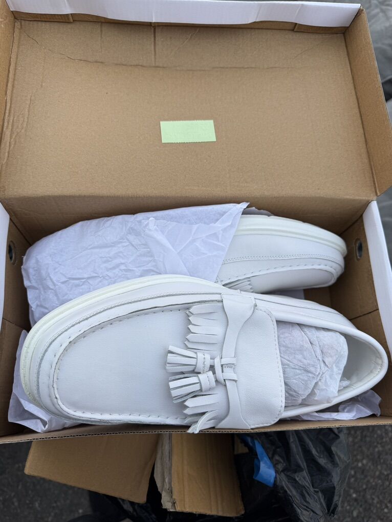 Size 9 and 10 Men’s white shoes