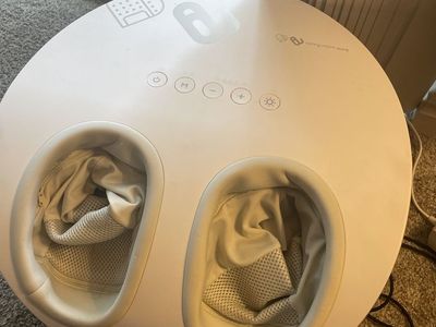 Caring Mill by Aura Arch Foot Massager Hub FH20 White