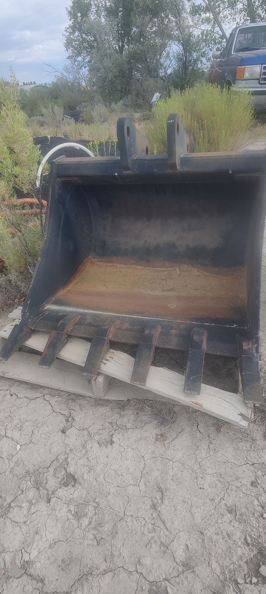 Bucket