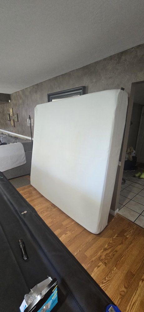 Zinus king Matress