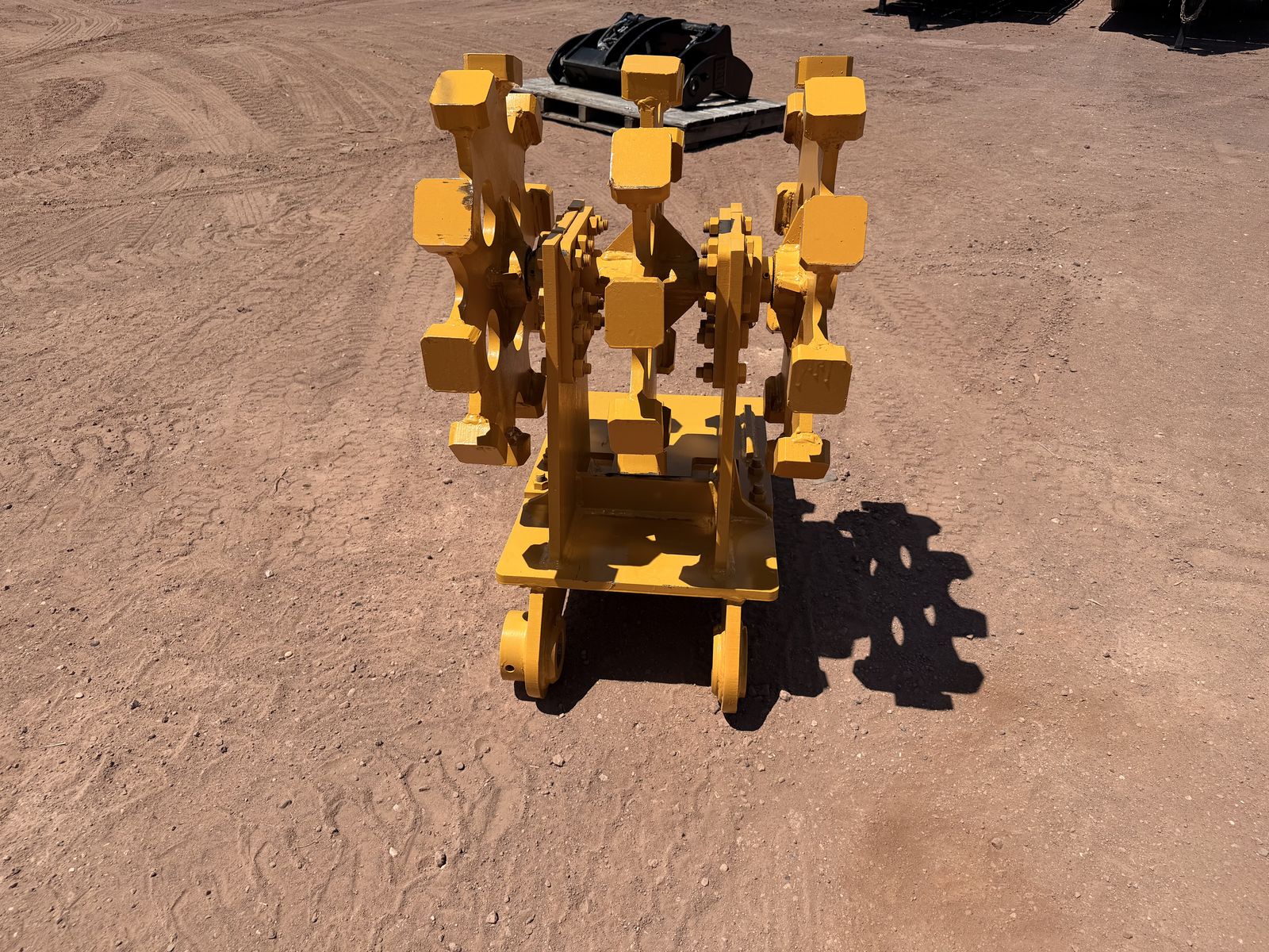 Main image 4