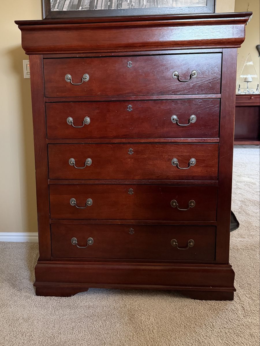Main image 3