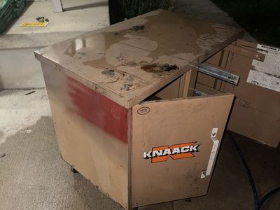 Knaack Rolling Jobsite Storage Cabinet with Drawers