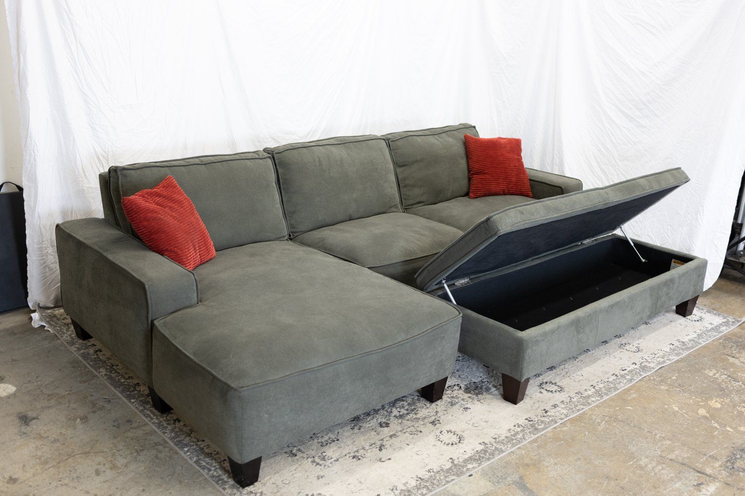 FREE DELIVERY Large Gray Sectional