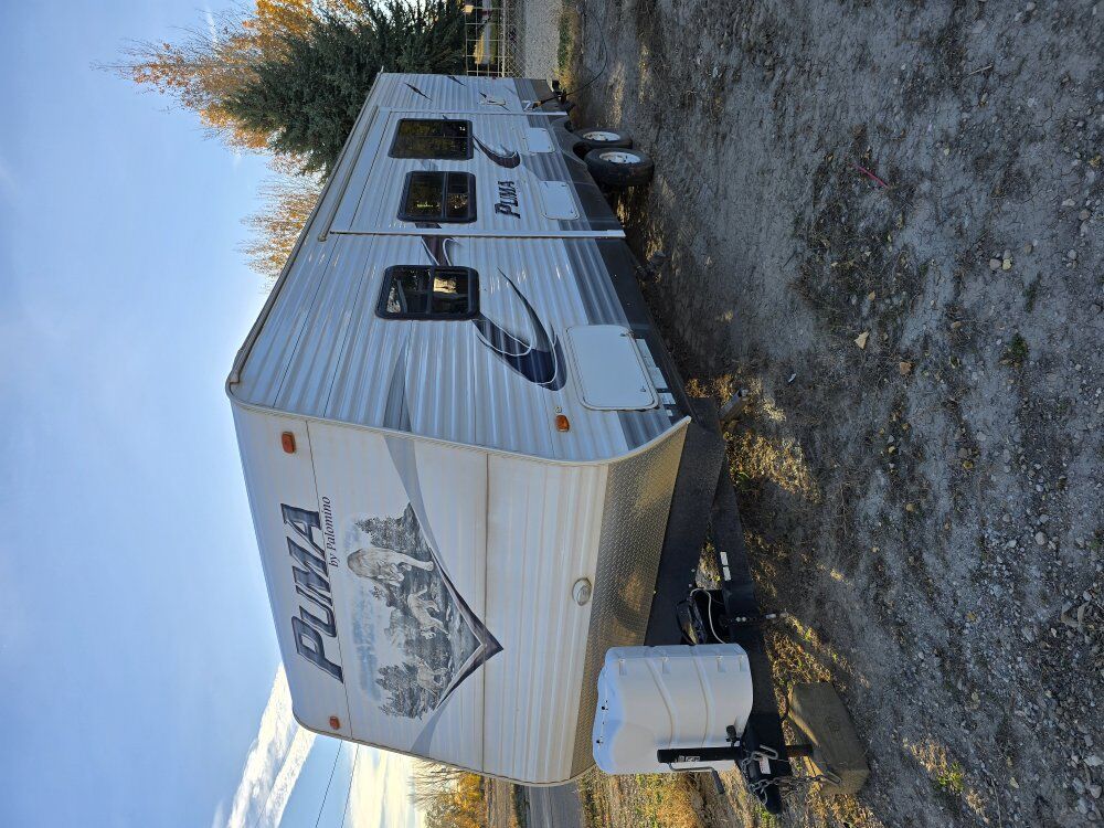 2012 puma camp trailer