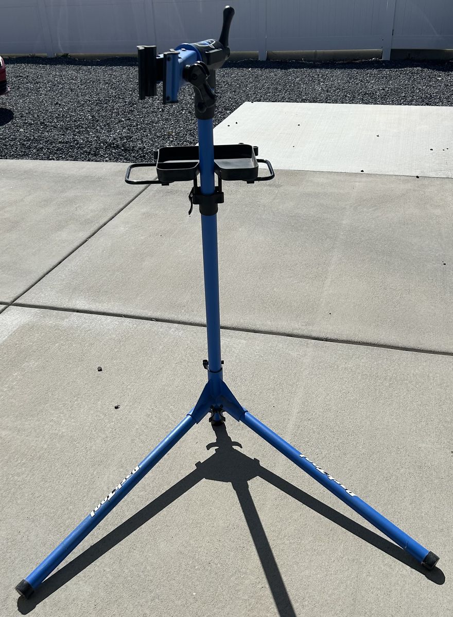 Portable Bike Repair Stand (Park PCS 10)