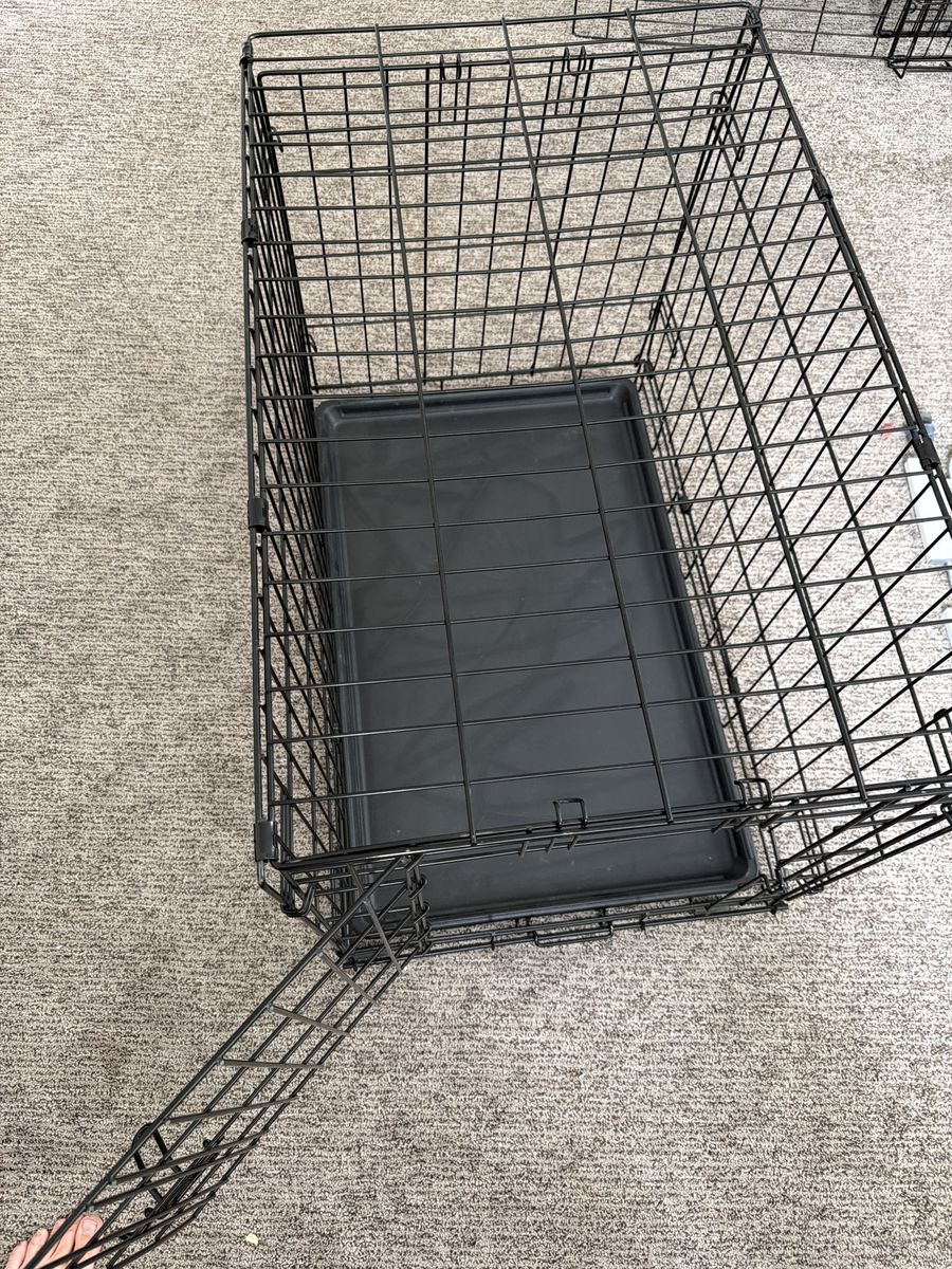Dog crate