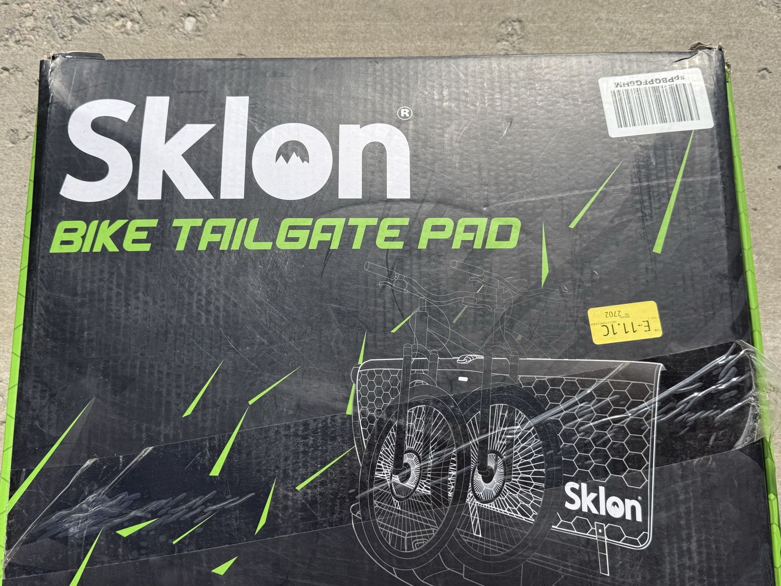 Sklon 59" Bike Tailgate Pad with Locking System