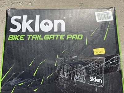 Sklon 59" Bike Tailgate Pad with Locking System
