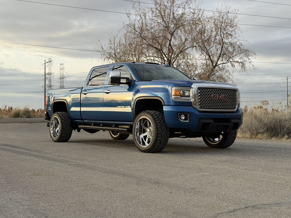 2015 GMC 2500 Denali