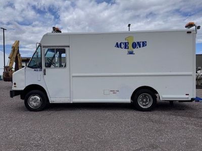 1999 Freightliner MT45 Mechanic's Van