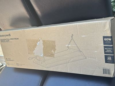 Honeywell 60W LED Full Spectrum Grow Light - New in Box