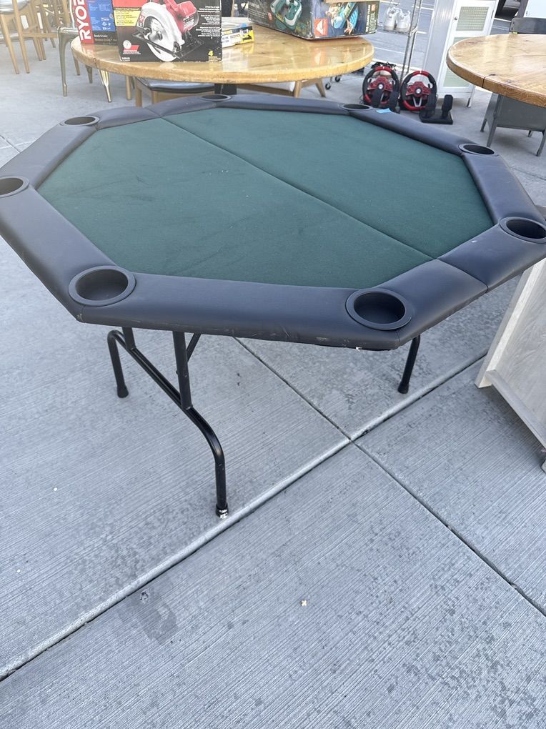 Poker Table